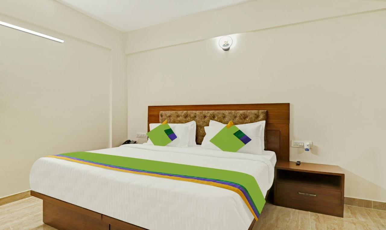 Treebo Celebrity Hotels And Suites Bangalore Exterior photo